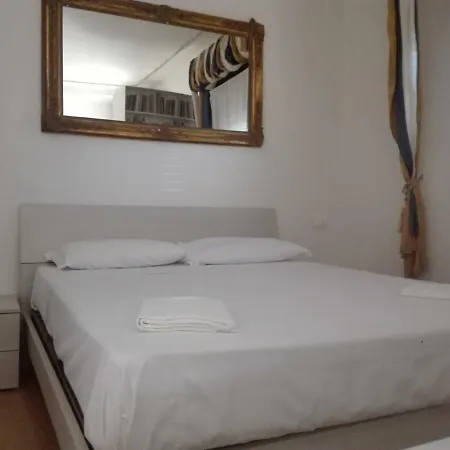 Stazione Centrale Affitta Bed and breakfast Bolonia